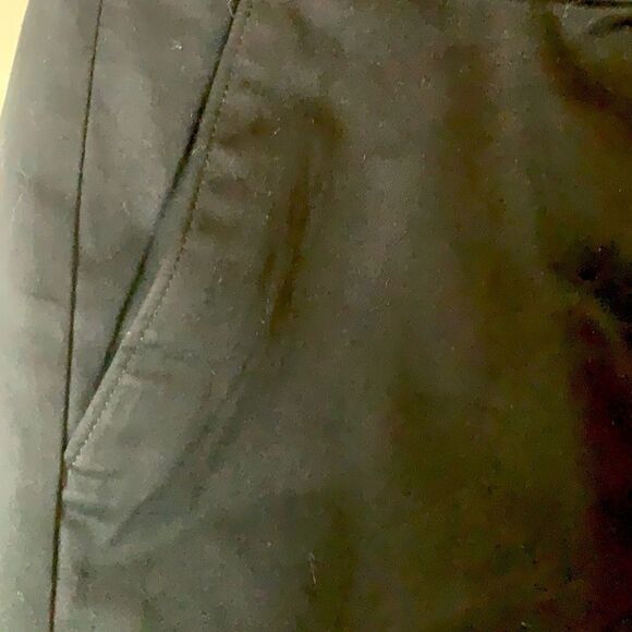 𝅺express black shorts two front pockets two back pockets 4 1/2 inch inseam NWT - Picture 3 of 8